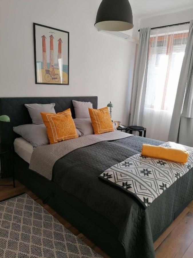 Room Bueno เอ็กเกอร์ ภายนอก รูปภาพ